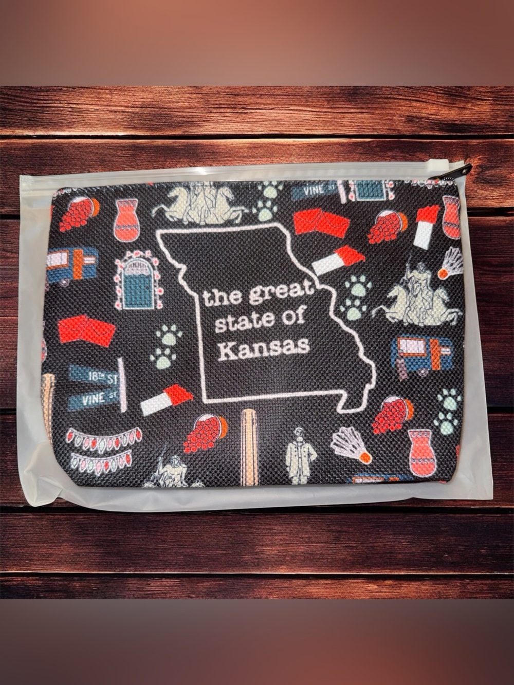 Kansas Makeup Bag